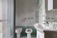 In-room Bathroom Italianway - Andrea Doria 49