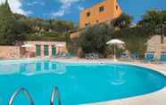 Swimming Pool 5 Italianway - Il Borgo apartments