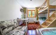 Bedroom 4 Villa com Piscina Braga by Izibookings