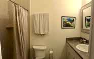 In-room Bathroom 3 Luxury Gulf Beach Living - Coronas Gris