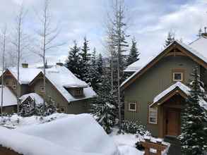 Exterior 4 Ski in/ Ski out Minutes From Village, Private Hot Tub Sleeps 6 Free Shuttle