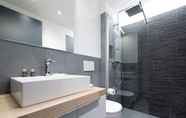 Toilet Kamar 5 Italianway - Roma 38