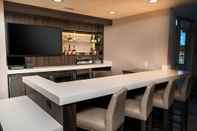 Bar, Kafe, dan Lounge Residence Inn by Marriott Louisville Old Henry