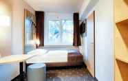 Bedroom 4 B&B Hotel Aachen-City