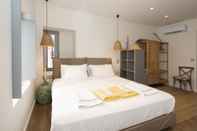 Bedroom Pylosea Luxury Lodge