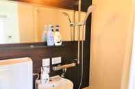 In-room Bathroom Hotel Peace Park Tokaichi