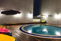 Swimming Pool Best Western Plus Jeonju Hotel