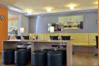 Bar, Cafe and Lounge B&B Hotel Hannover-Nord