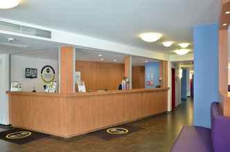 Lobi 4 B&B Hotel Bremen-City