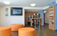 Lobi 4 B&B Hotel Bremen-City