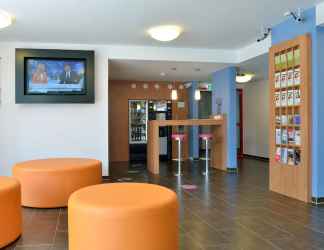 Lobi 2 B&B Hotel Bremen-City