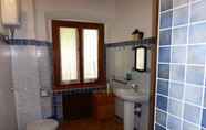 ห้องน้ำภายในห้อง 4 Charming 1-bed Apartment in Iglesias Sardinia