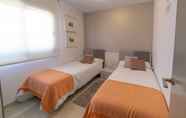 Kamar Tidur 5 Flamenca Village Mar Holidays