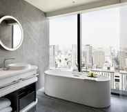 In-room Bathroom 3 W Osaka