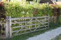 Bedroom Remarkable 1-bed Cottage Near Henley-on-thames