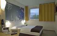 Bedroom 2 B&B Hotel Hamburg-Nord