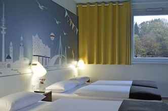 Bedroom 4 B&B Hotel Hamburg-Nord