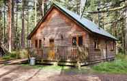 Exterior 2 Cairngorm Lodges