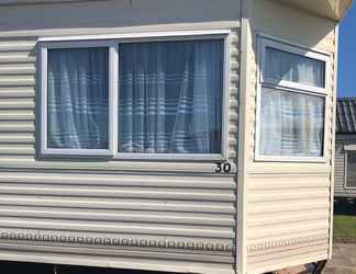 Exterior 2 Lake District Static Caravan Lakeside, Cumbria