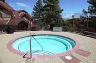 Swimming Pool Eagle Run #103 2 Bedroom Condo