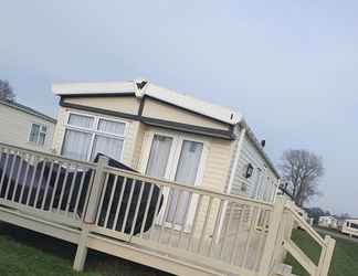 Luar Bangunan 2 Stunning 3-bed Caravan in Clacton-on-sea