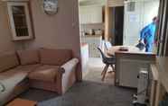 Ruang Umum 5 Stunning 3-bed Caravan in Clacton-on-sea