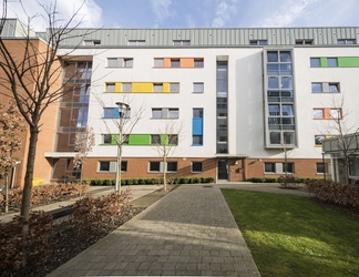 Exterior 2 Wenlock Court - Campus Accommodation