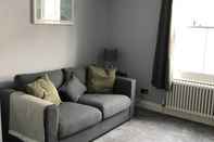 Common Space Modern and Stylish 2 Bedroom House in Brighton