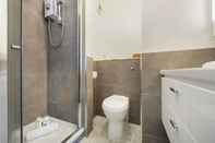 In-room Bathroom 3 Bed House, Sleeps 8 - Near St Pancras