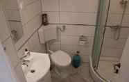 Toilet Kamar 3 City Break Dubrovnik apartments