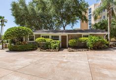 Exterior 2 Coastal Dream Beach House 3 Bedroom Home by Redawning