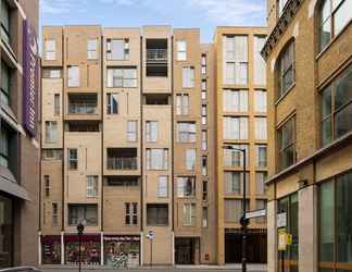 Exterior 2 One Bed Apartment in Waterloo near Southwark