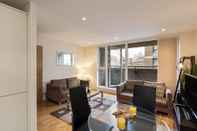 Common Space One Bed Apartment in Waterloo near Southwark