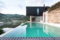 Swimming Pool Feel Discovery Douro Cherry