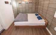 Kamar Tidur 4 Itaewon Yellow Guesthouse