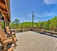 Common Space 7 Weaverville Cabin on 50 Private Acres w/ 6 Cabins