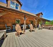 Common Space 3 Weaverville Cabin on 50 Private Acres w/ 6 Cabins