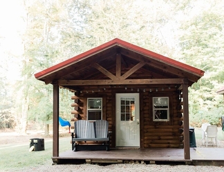 Exterior 2 Fire Pit Private Cabins Retreat In The Woods!