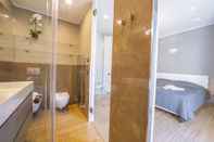 In-room Bathroom Elegance 500mt From sea Tbcxl