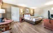 Kamar Tidur 3 Rodeway Inn Poughkeepsie