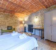 Bedroom 6 Cascina Liebe Whirlpool&sauna Monferrato