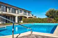 Kolam Renang Villa Lucia Riviera dei Fiori Pool