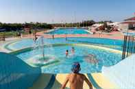 Swimming Pool Albarella V4 1