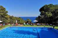 Swimming Pool Camping Cala Llevado