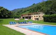Hồ bơi 2 Villa Anna Montebello With Pool