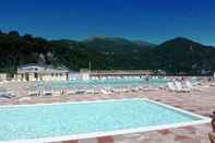 Swimming Pool Residenza Menaggio - Glicine