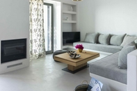 Common Space Phos Villas Tinos - Eos Villa With Private Hot Tub and Sea View 96m