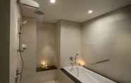 Toilet Kamar 3 Three Bedroom Apartment, Fraser Place Setiabudi Jakarta