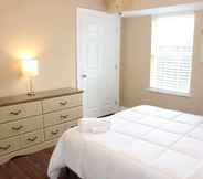 Bedroom 7 Lasalle 1C · Centrally Located, Gated Apt. Perfect for Groups!