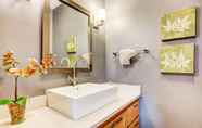 Toilet Kamar 7 Contemporary Tahoe Cabin